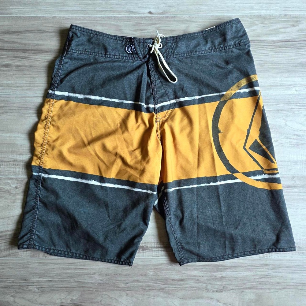 Vintage Y2K Volcom Board Shorts